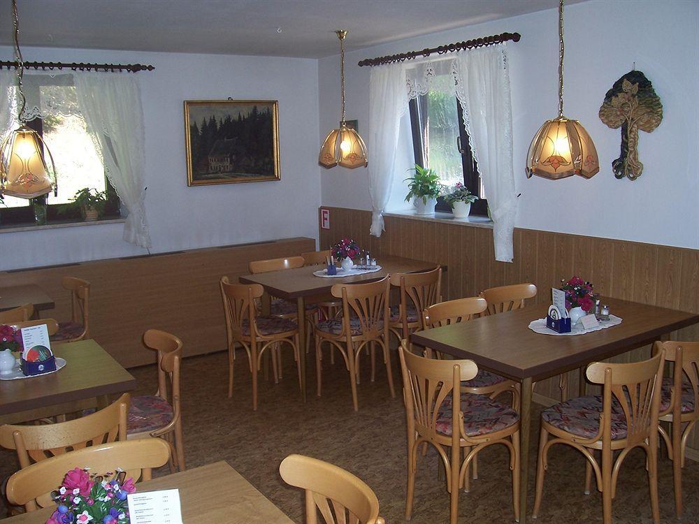 Gasthof Thomas Muentzer Steinheid Buitenkant foto